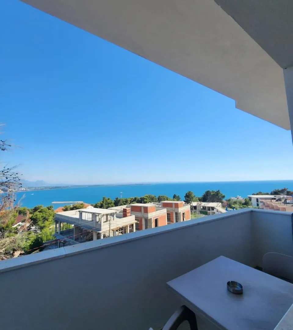 Villa Apet 27 Shëngjin アパートホテル